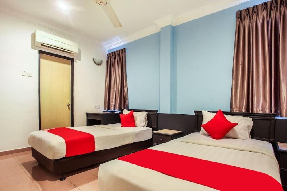 Hotel Home 88 Teluk Intan Buitenkant foto