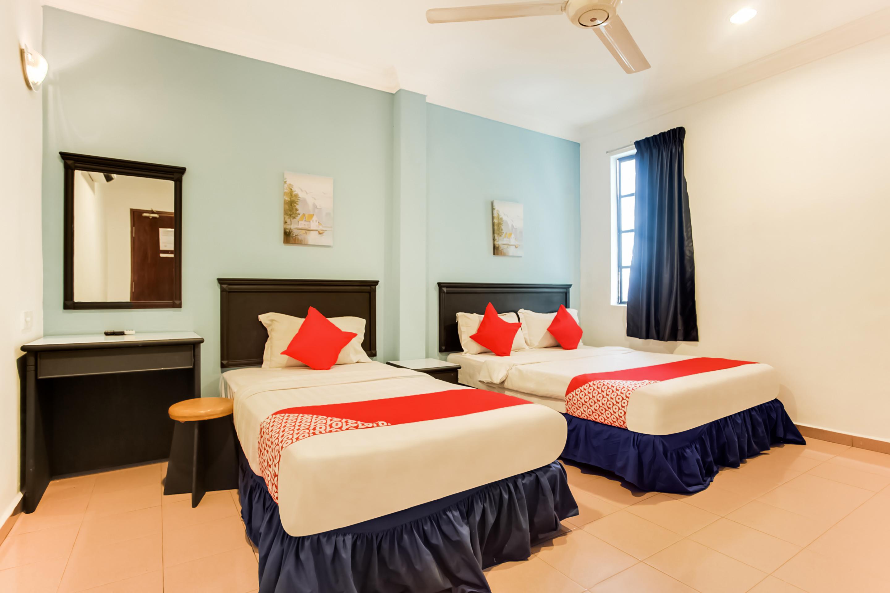 Hotel Home 88 Teluk Intan Buitenkant foto