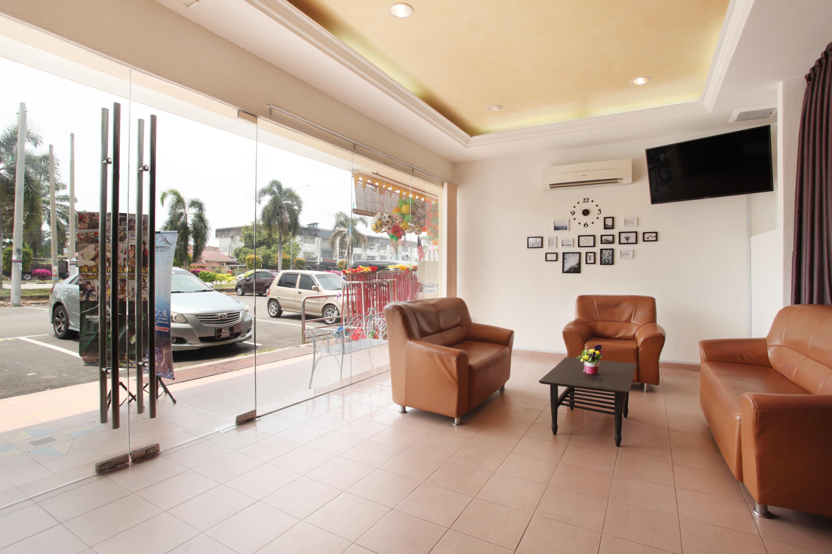 Hotel Home 88 Teluk Intan Buitenkant foto