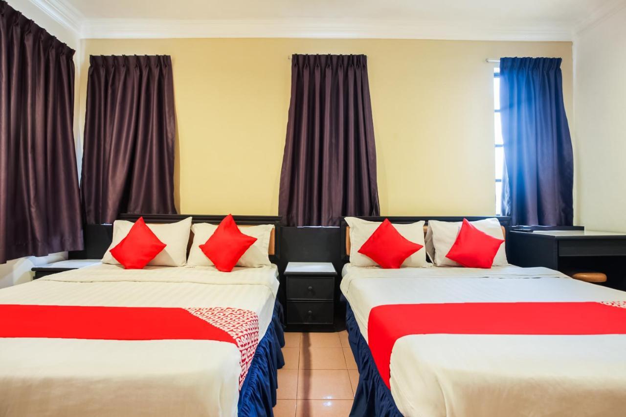 Hotel Home 88 Teluk Intan Buitenkant foto
